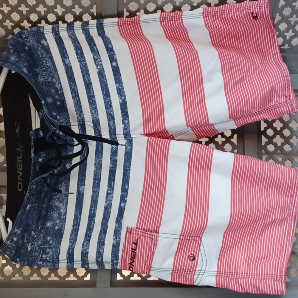 MENS ONEILL SWIMTRUNKS  SIZE 28 WITH POCKET